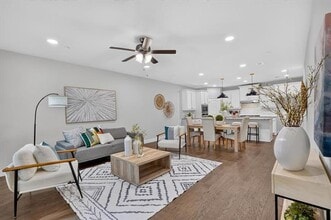 Building Photo - 2873 Creekway Dr