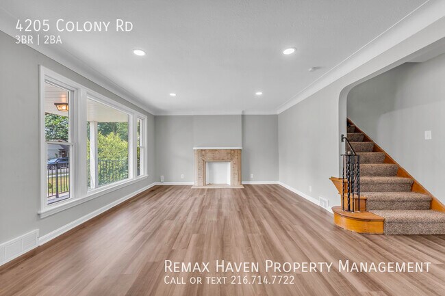 Building Photo - 4205 Colony Rd, South Euclid - Spacious 3 ...