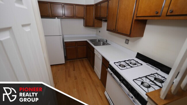 Foto del edificio - 660 W Wrightwood Ave