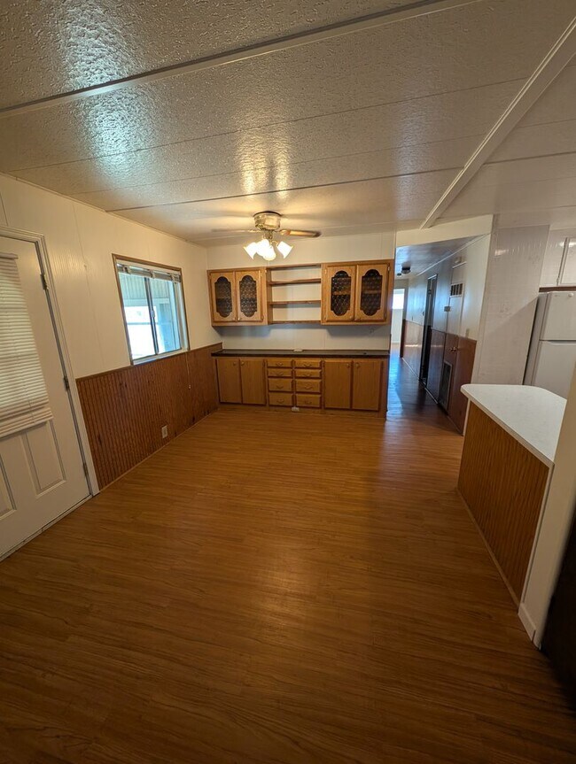 Building Photo - 2 Bedroom 2 Bath Manufactured Home