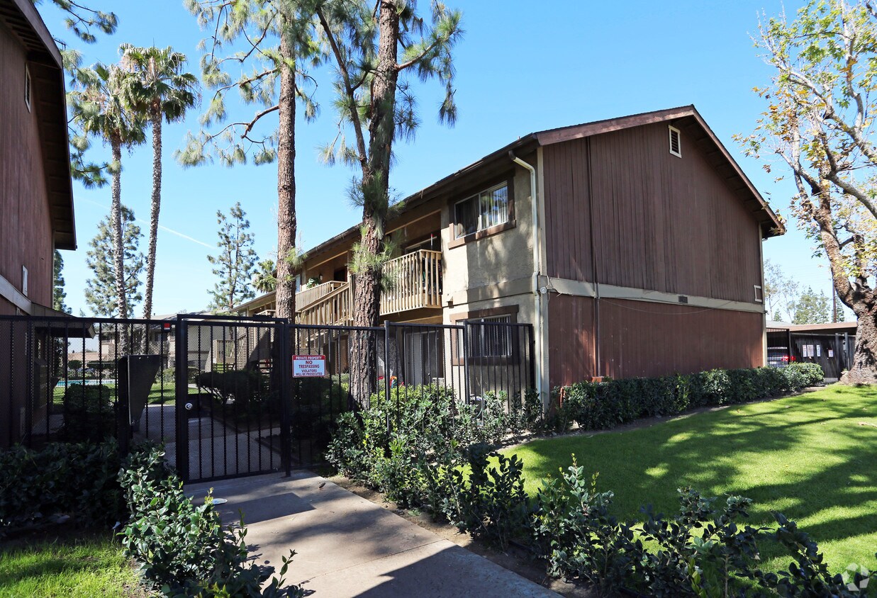 Foto principal - Lewis Country Woods Apartments