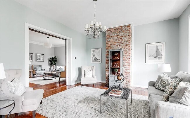 Foto del edificio - 2419 Semmes Ave