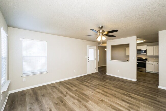 Foto del edificio - 5410 Chase Canyon