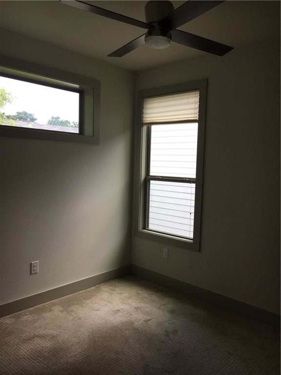 Foto del edificio - 900 Banister Ln
