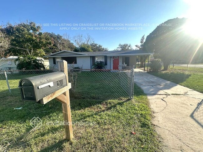 Building Photo - 201 Spring Lake Cir