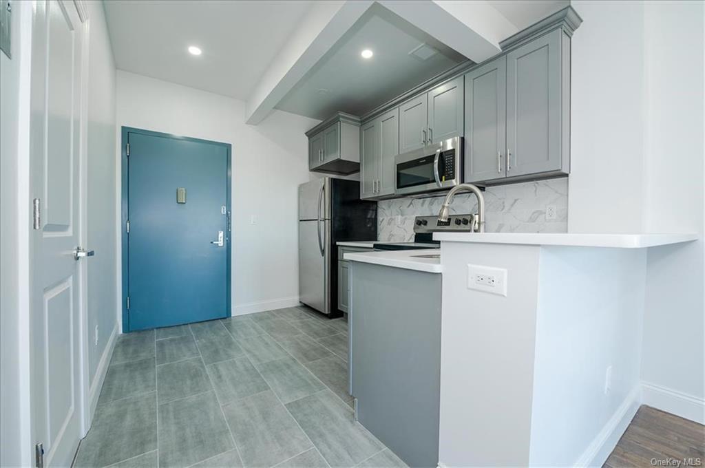 Foto principal - 2115 Burr Ave