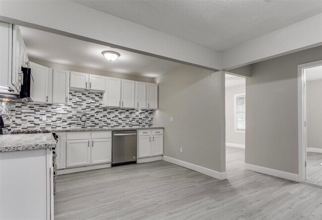 Foto del edificio - 100 17th St N