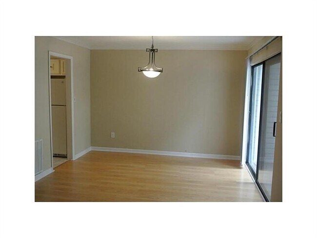 Foto del edificio - 2638 Briarwood Dr SE
