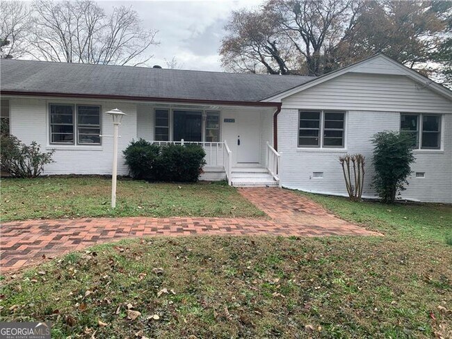 Building Photo - 2282 Lewis Pl