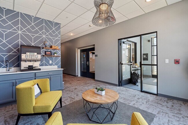 Interior Photo - Silverthorne Flats