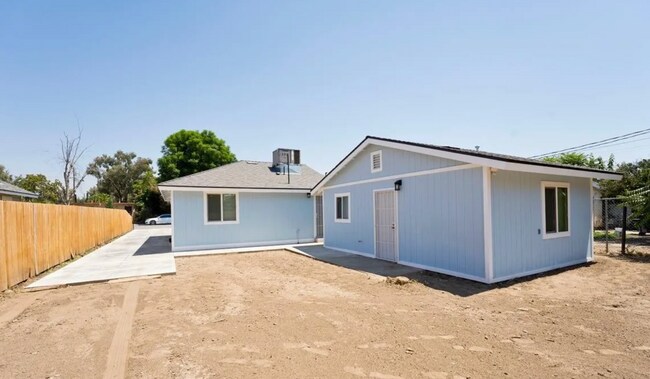 Foto del edificio - 3619 L St