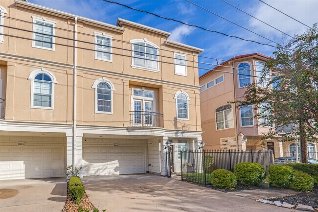 Foto del edificio - 5208 Blossom St