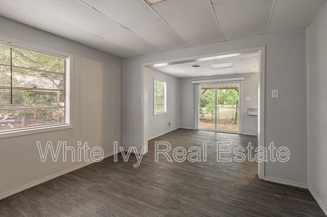 Foto del edificio - 299 Pine Harbor Dr