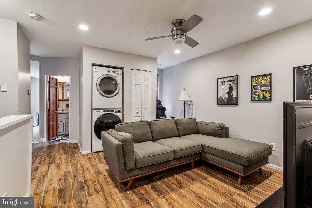 Foto principal - 1007 Dickinson St