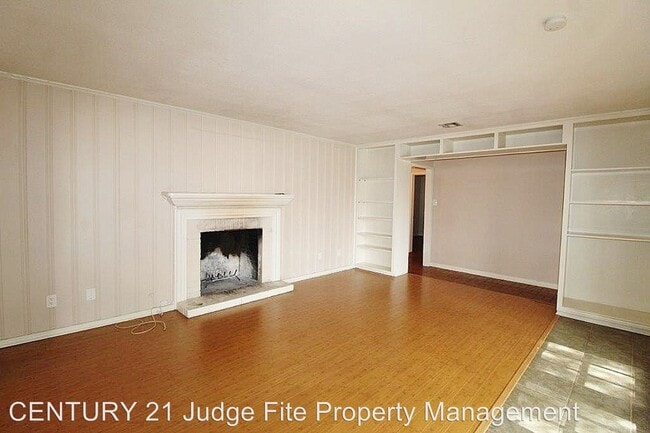 Building Photo - 3 br, 2 bath House - 6838 Lupton Drive