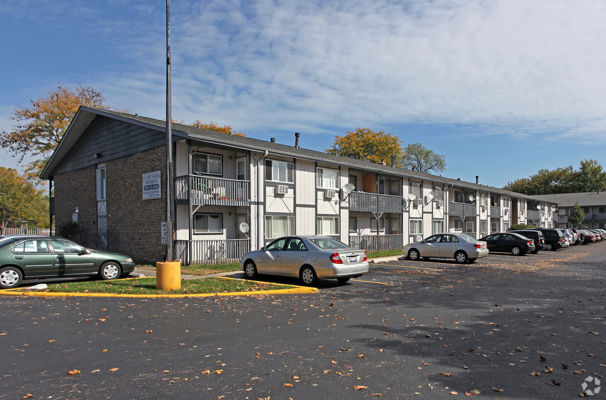 Primary Photo - LeClaire Station Apartments