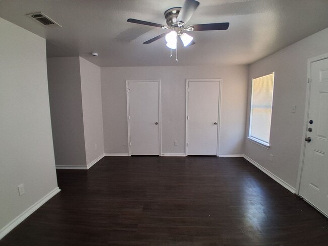 13649-13651 Biggs St - 13649-13651 Biggs St Apartment