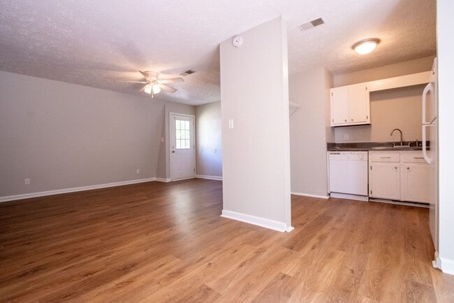 Foto del edificio - Rustwood