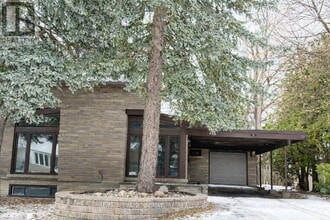 Building Photo - 23 Palomino Crescent