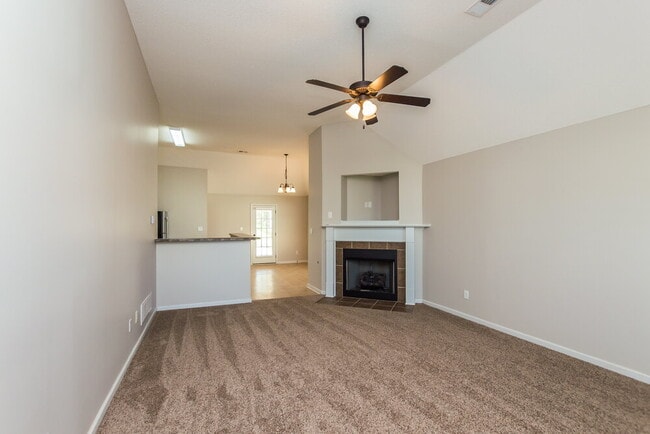 Building Photo - 9889 Southern Oak Way