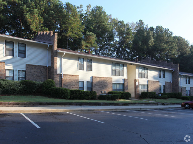 Primary Photo - Oak Forest Apartments