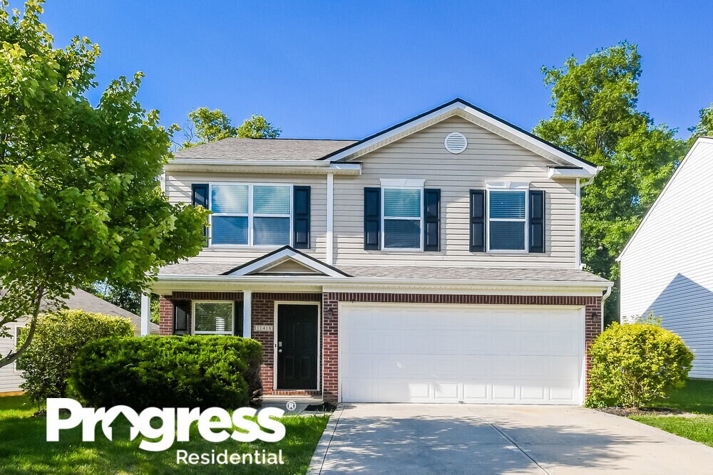 11418 Long Lake Ln., Indianapolis, IN 46235 House Rental in