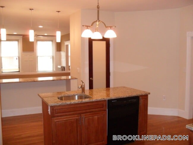 Foto del edificio - 184 St Paul St