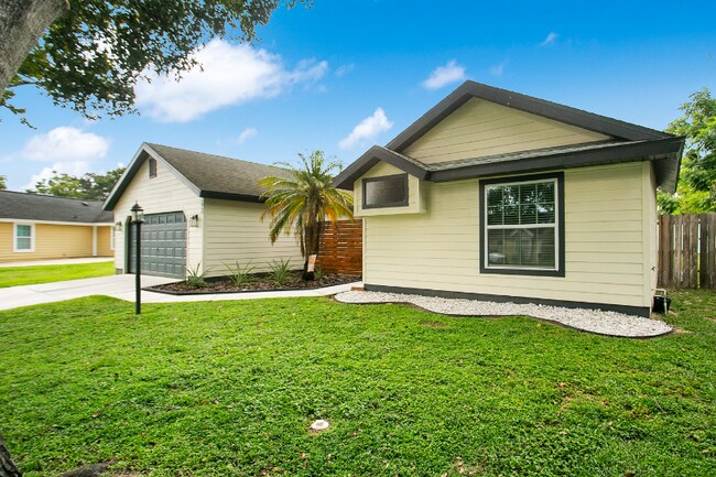 Building Photo - 292 Baywest Neighbors Cir