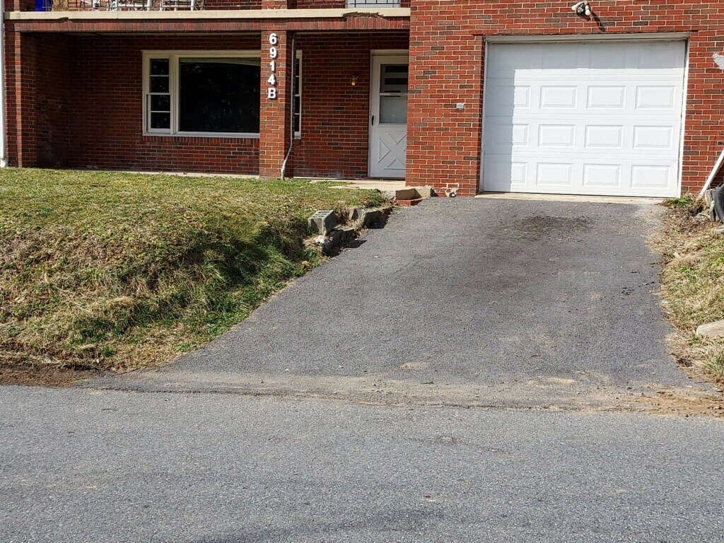 6914B Edgemont Rd, Frederick, MD 21702 House Rental in Frederick, MD