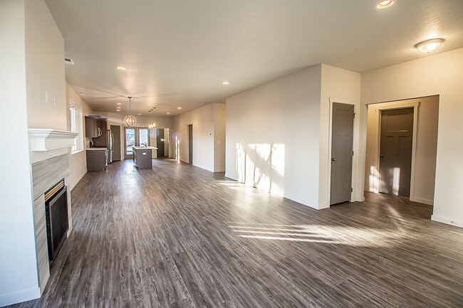 Building Photo - 18112 E Riverway Ave