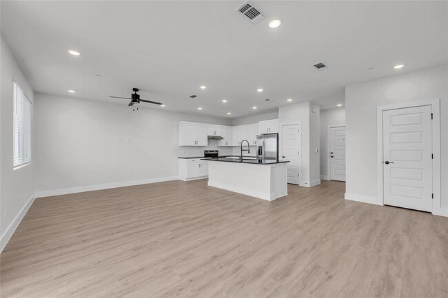 Building Photo - 9317 Curious Squirrel St