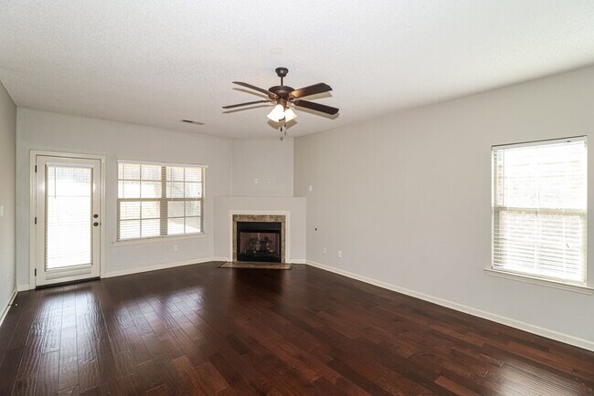 Foto del edificio - 4260 Markston Dr