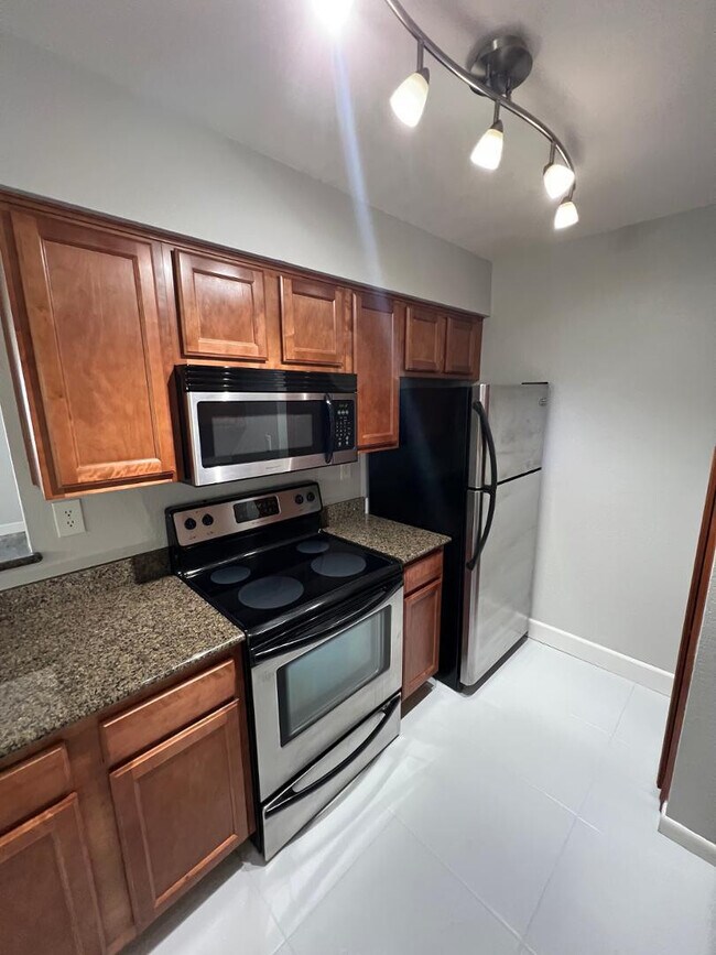 Foto del edificio - 5995 N 78th St