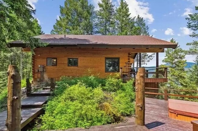 Building Photo - Lion Mountain Two Bedroom with Whitefish Lake Views