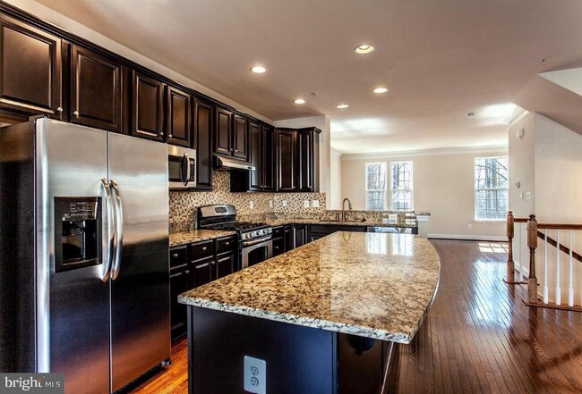 Building Photo - 3902 Pendle Hall Ln