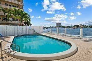 Foto del edificio - 95 N Birch Rd