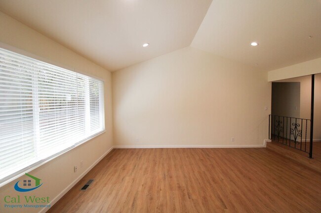 Building Photo - $4195-Remodeled 3 Bed/2Bath Sunnyvale Home...