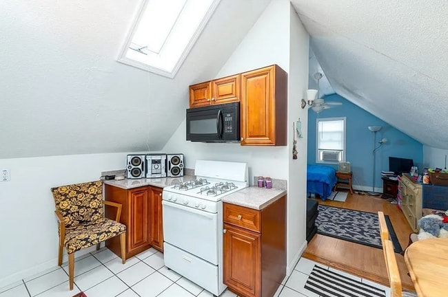 Building Photo - 41 Alto St