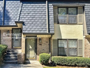 Building Photo - 160 Lablanc Way NW