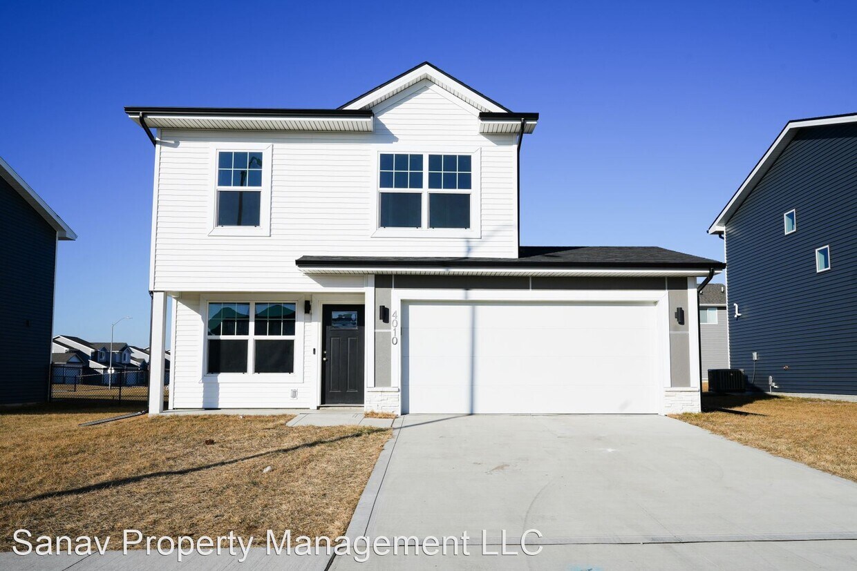 3 br, 2 bath House 4010 NE 5th Street House Rental in Ankeny, IA