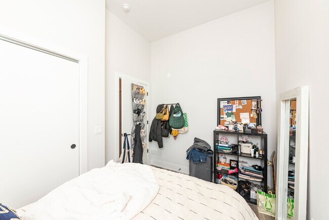 Foto del edificio - 2317 N Clark St