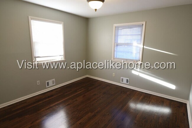 Foto del edificio - 4736 Antioch Rd Merriam KS 66203