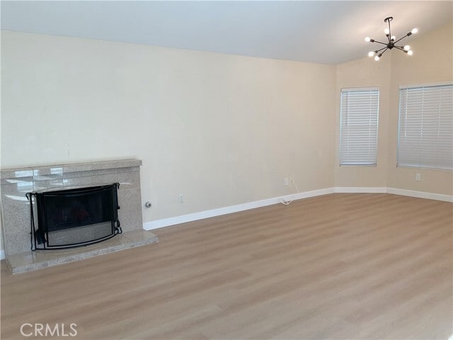 Foto del edificio - 5380 Dunlop Dr