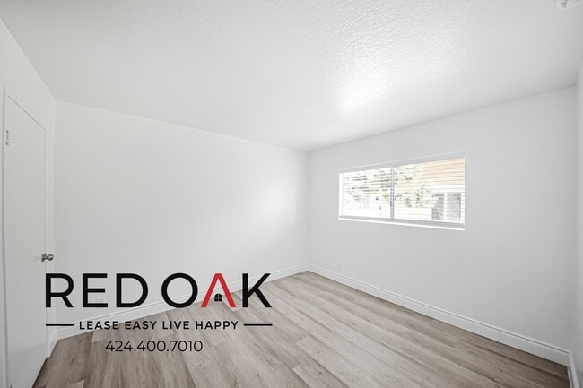 Building Photo - 1669 W 261st St