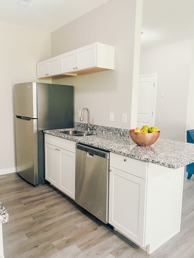 Building Photo - 172 Marbella Cir