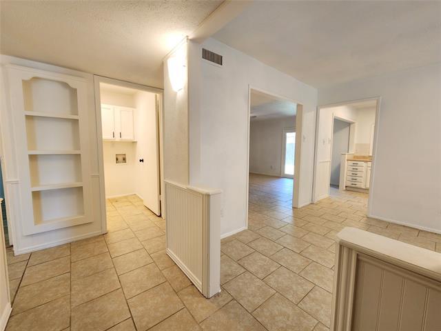 Foto del edificio - 5217 Fisher Dr
