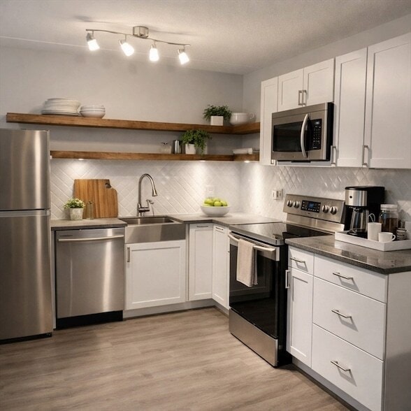 Photo - 200 Swanton St Apartment