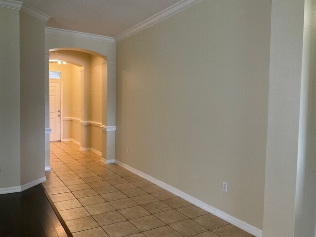 Foto del edificio - Single family home with 3 bedrooms, 2.5 ba...