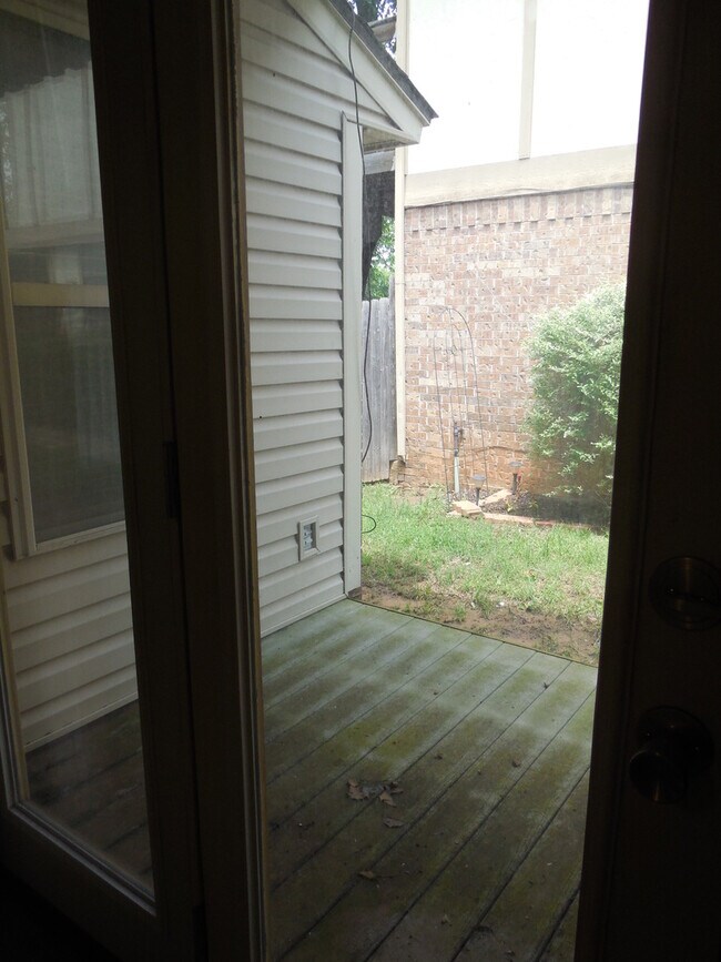 Foto del edificio - 3114 Ridgecrest Ct