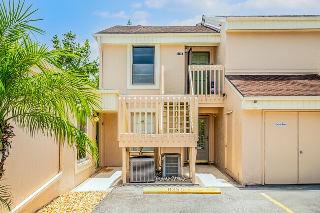 Foto del edificio - 6350 7th Ave W